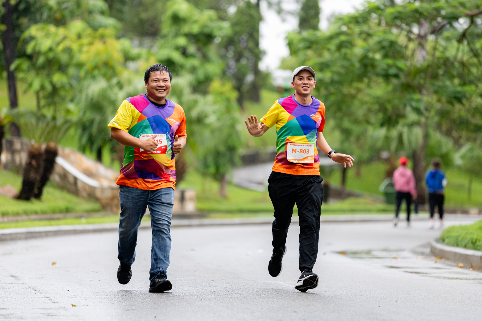 Bước chạy m&ugrave;a thu 2025 Đo&agrave;n Văn Tiền